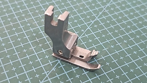 PRENSATELAS RECTA ESPECIAL RUEDO 3/16